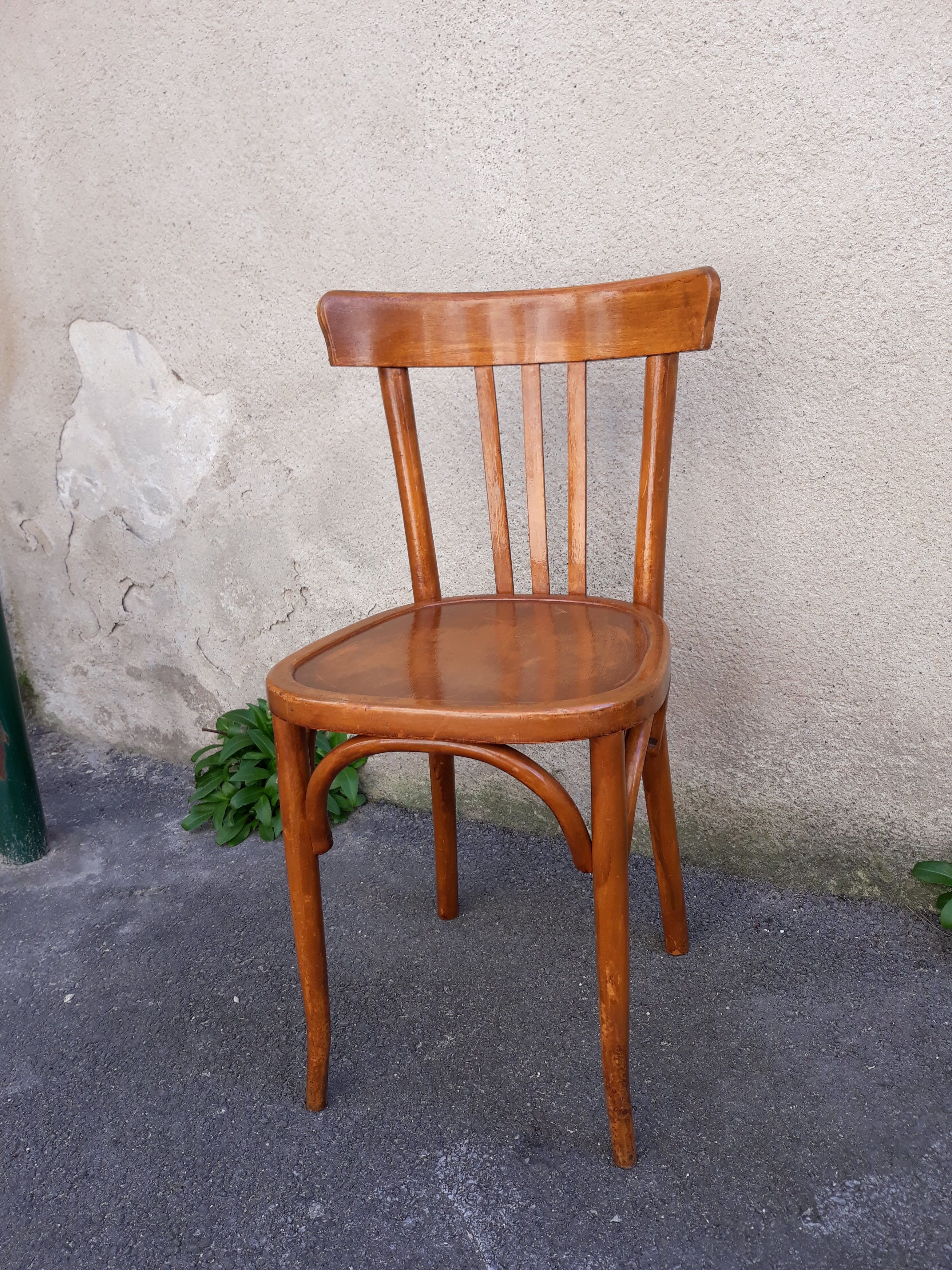 Bistro chair
