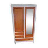Armoire parisienne