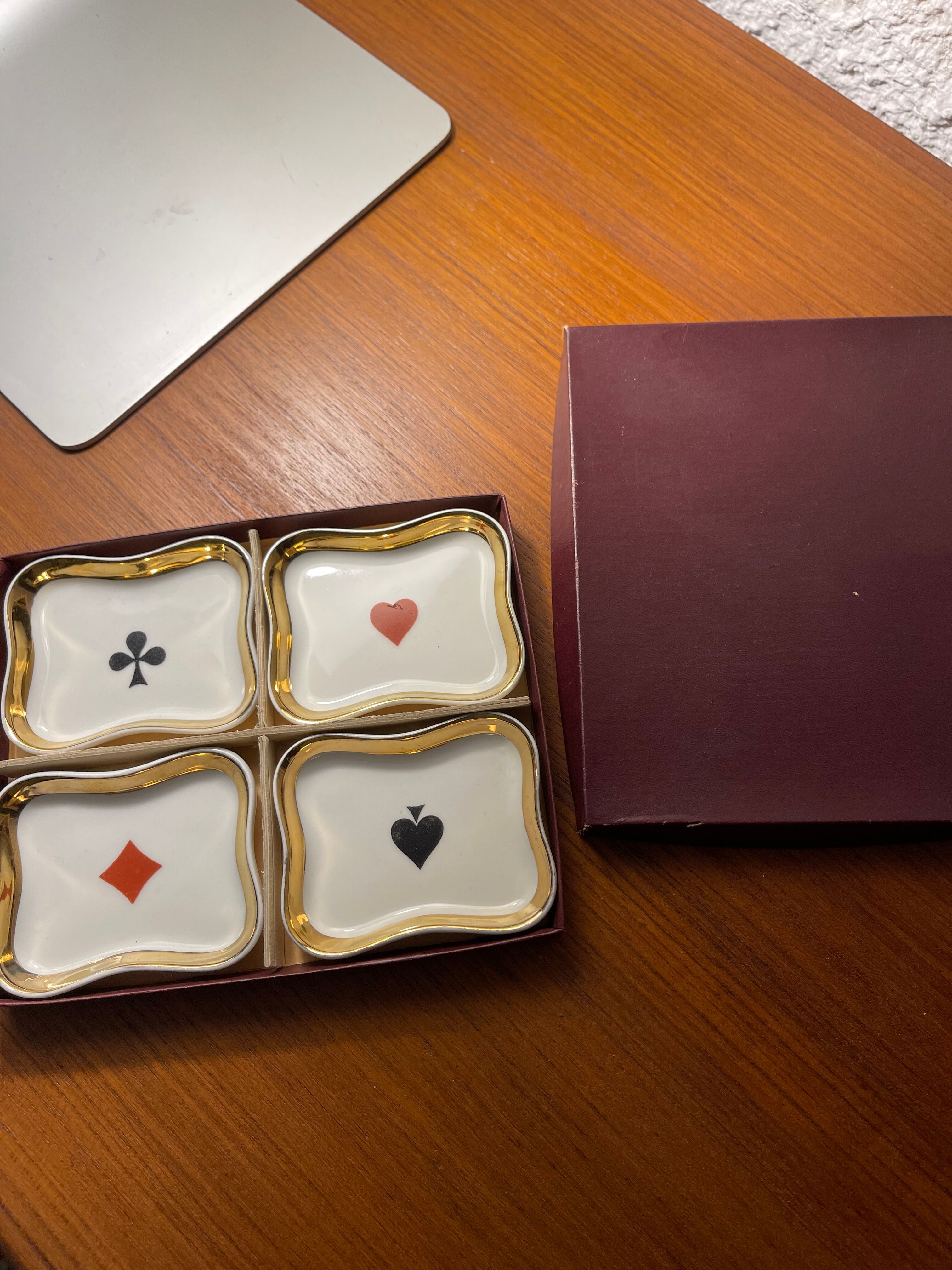 Set cups Limoges decoration card games
