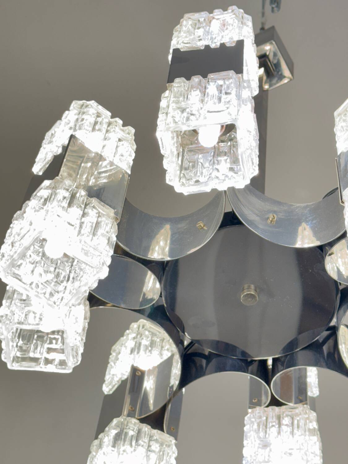 Sciolari Chandelier