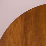 Table and 4 scandinavian encastrable chairs