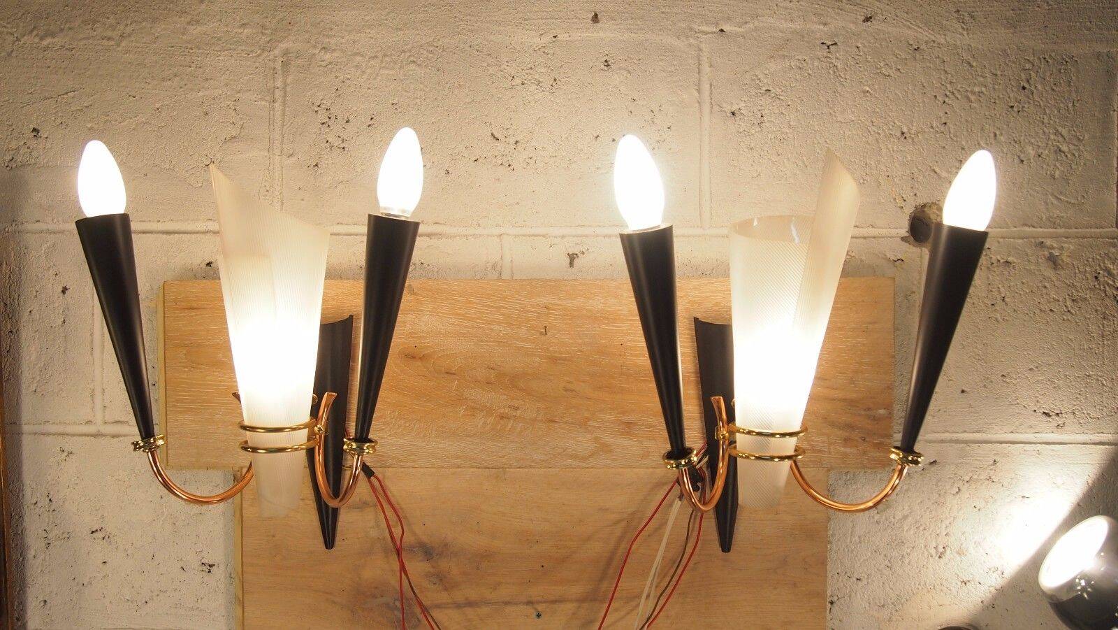 Paire applique lunel mid century texture perspex laiton dore noir