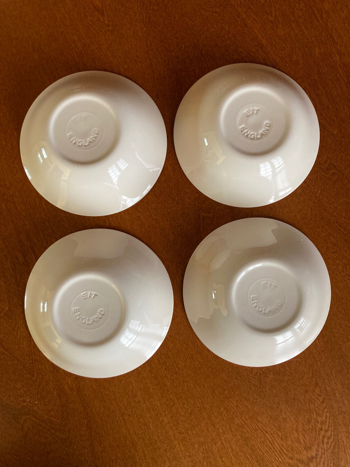 4 EIT England cereal bowls