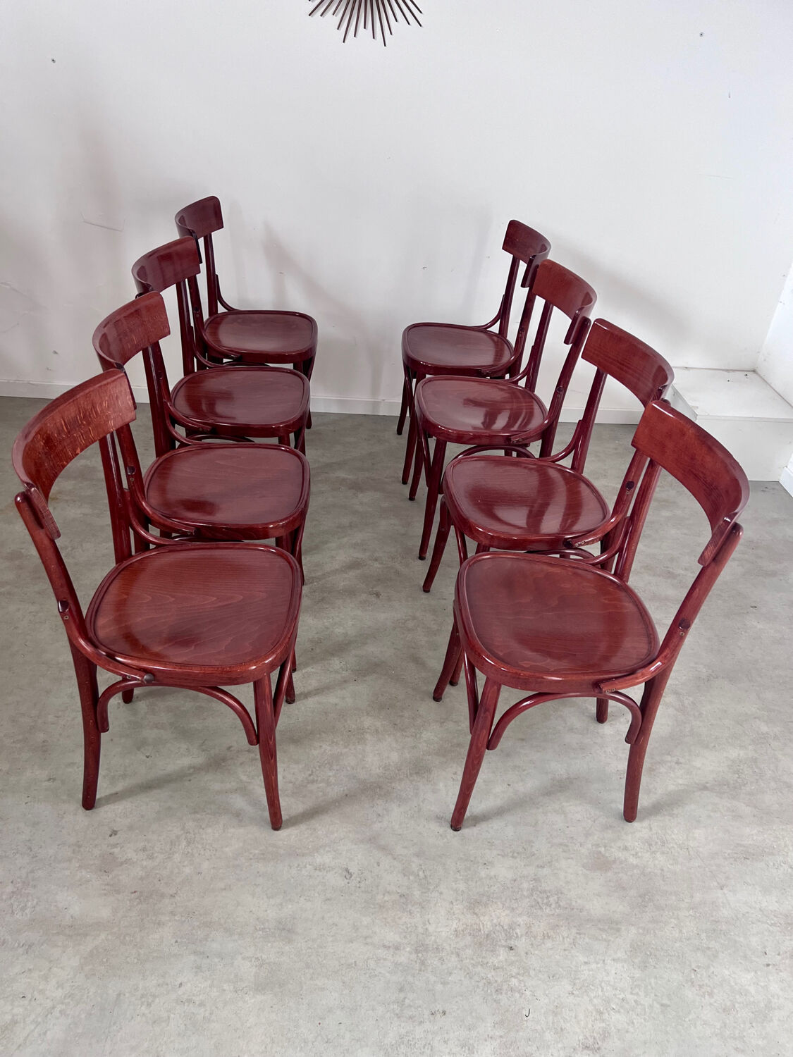 Set of 8 vintage 70s curved varnished wood bistro chairs