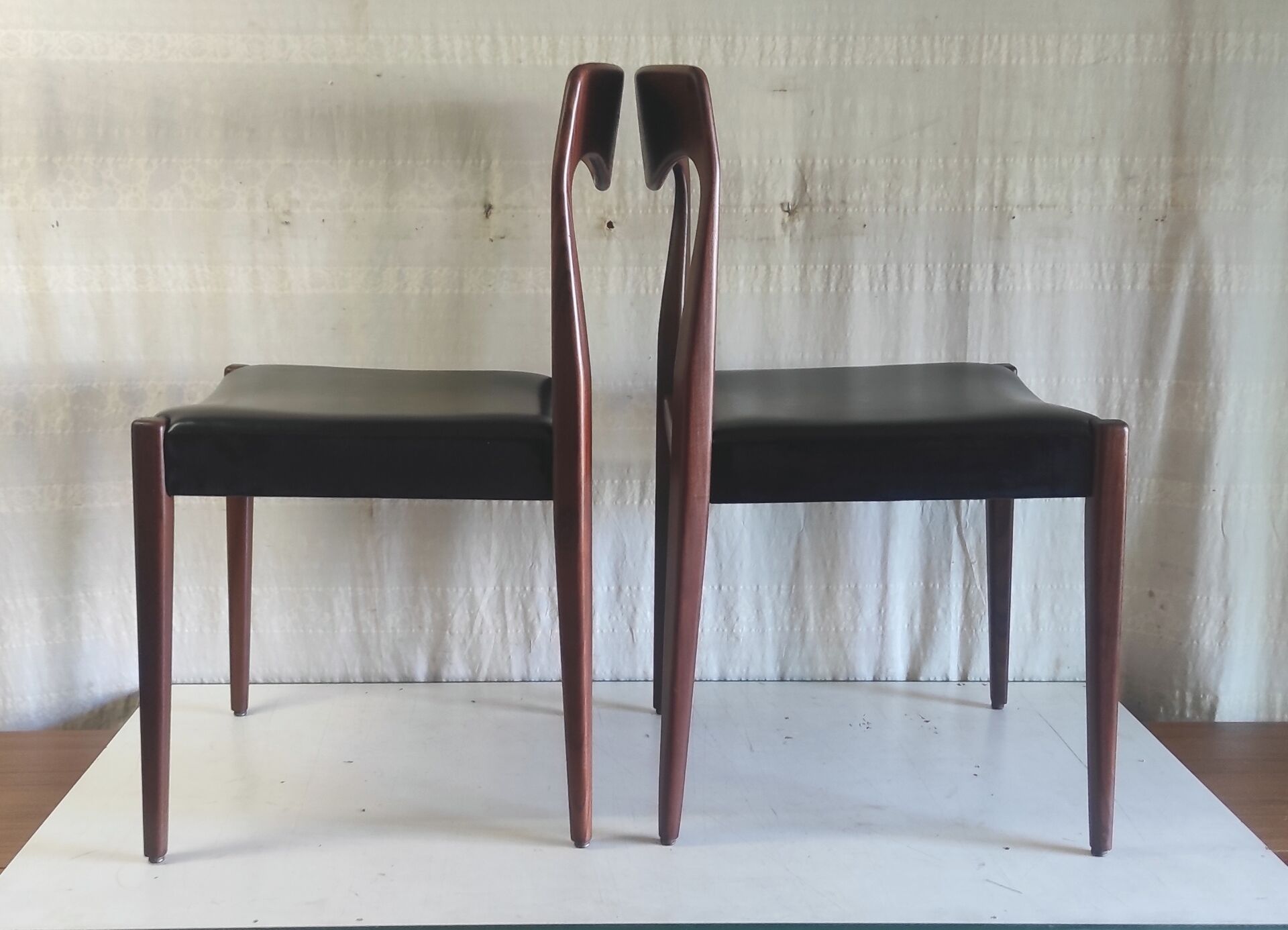Pair of teak chairs in Scandinavian style - 1960s