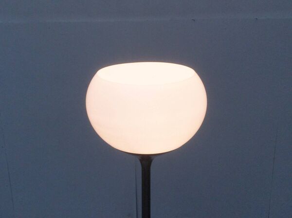 Lampe sur pied Flash de l'âge spatial italien du milieu du siècle de Guzzini