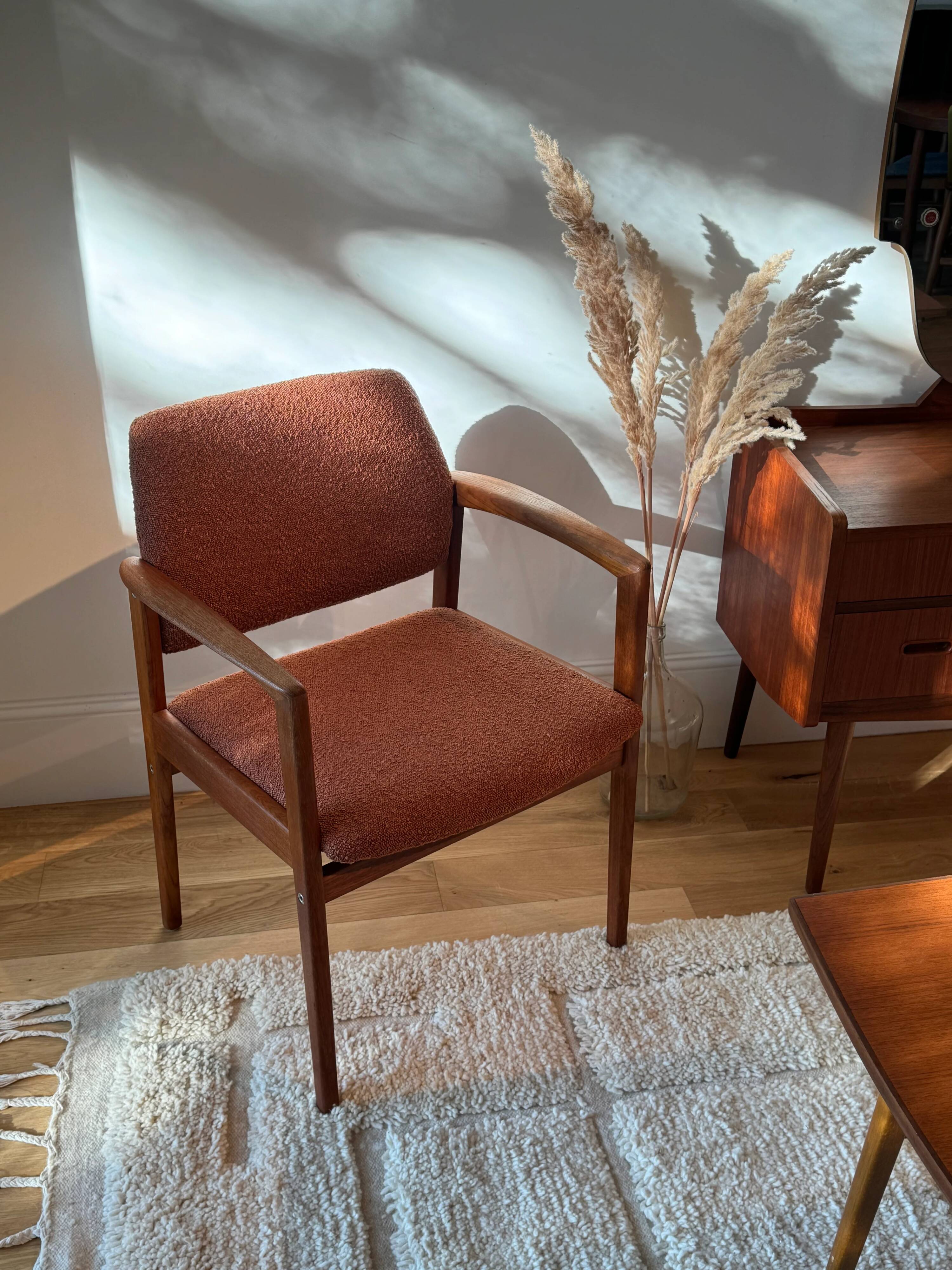 Vintage Scandinavian armchair "Elouan" - 1960s