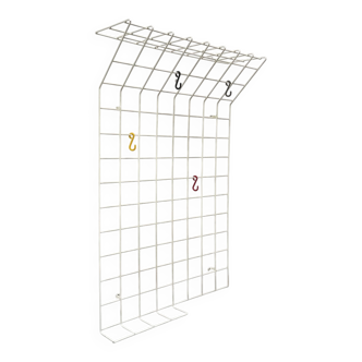 Minimalist white wire coat rack from mid-century Germany, 1960s.