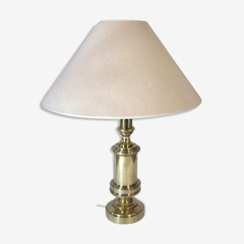 Lamp with brass foot