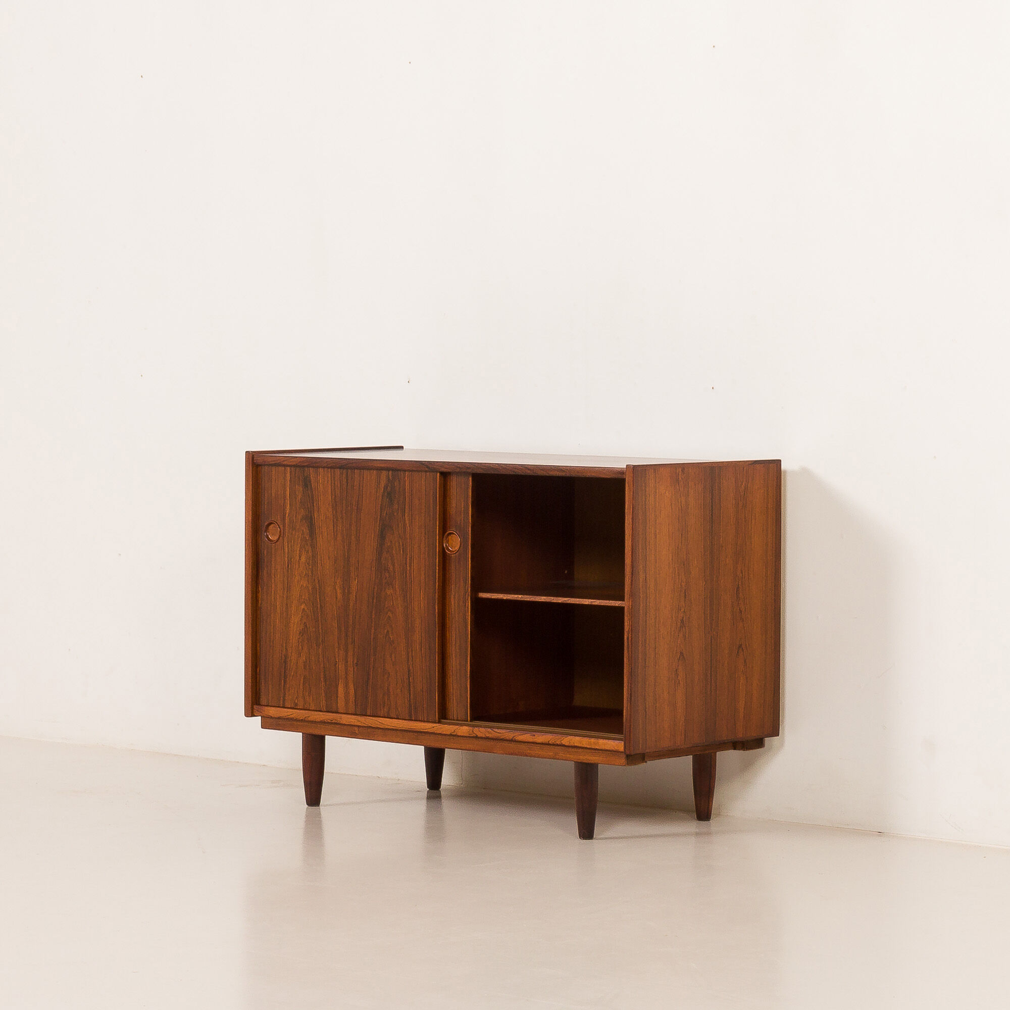 Danish small rosewood sideboard attributed to Hundevad, 1960s