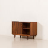 Danish small rosewood sideboard attributed to Hundevad, 1960s