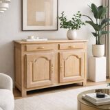 Light oak Parisian buffet, low country house furniture.