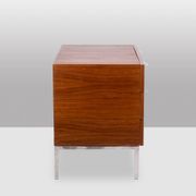 André Monpoix. Commode à 3 tiroirs en teck. Années 1960.