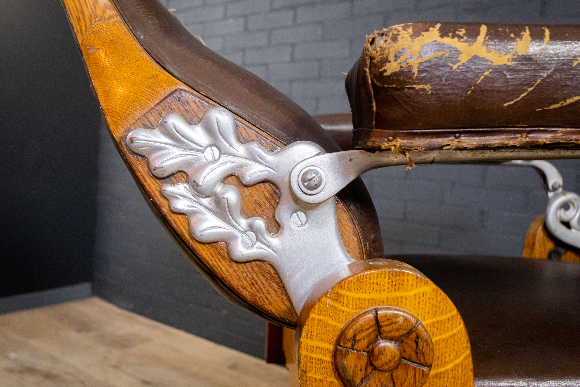 Chaise Barbier Art Déco Chêne et Cuir