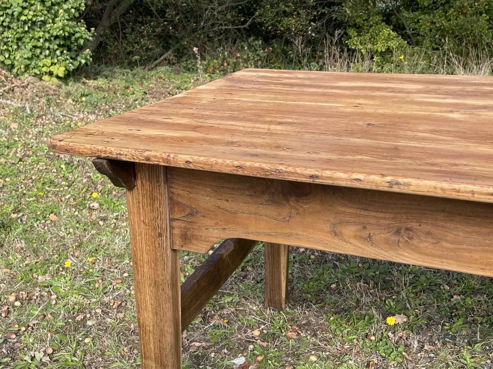 Early 20th century farmhouse table in fir and chestnut