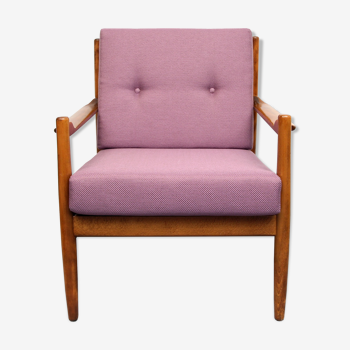 1960s armchair in lilac