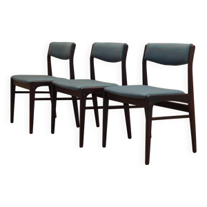Ensemble de trois chaises - design