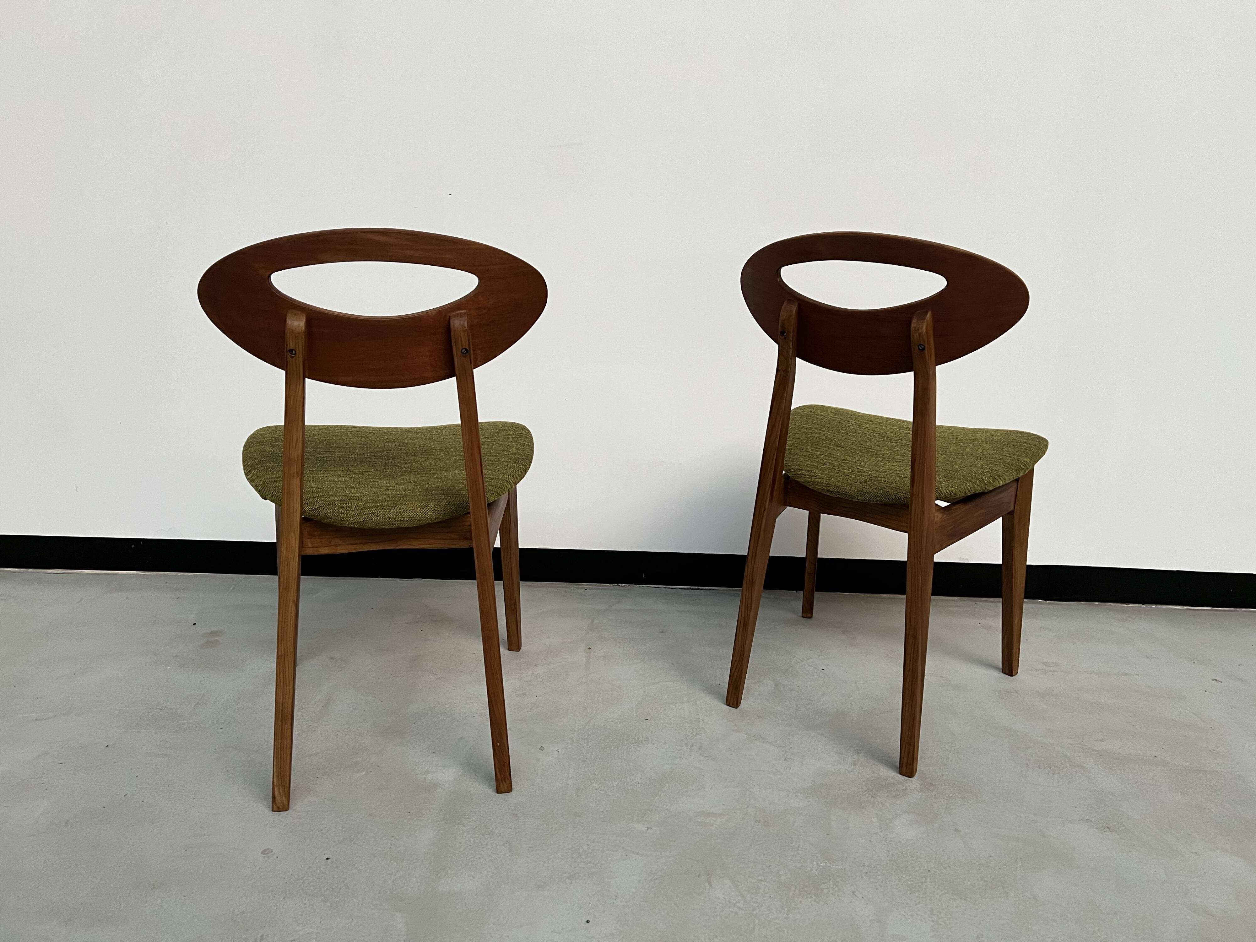 Duo de chaises Roger Landault pour Sentou
