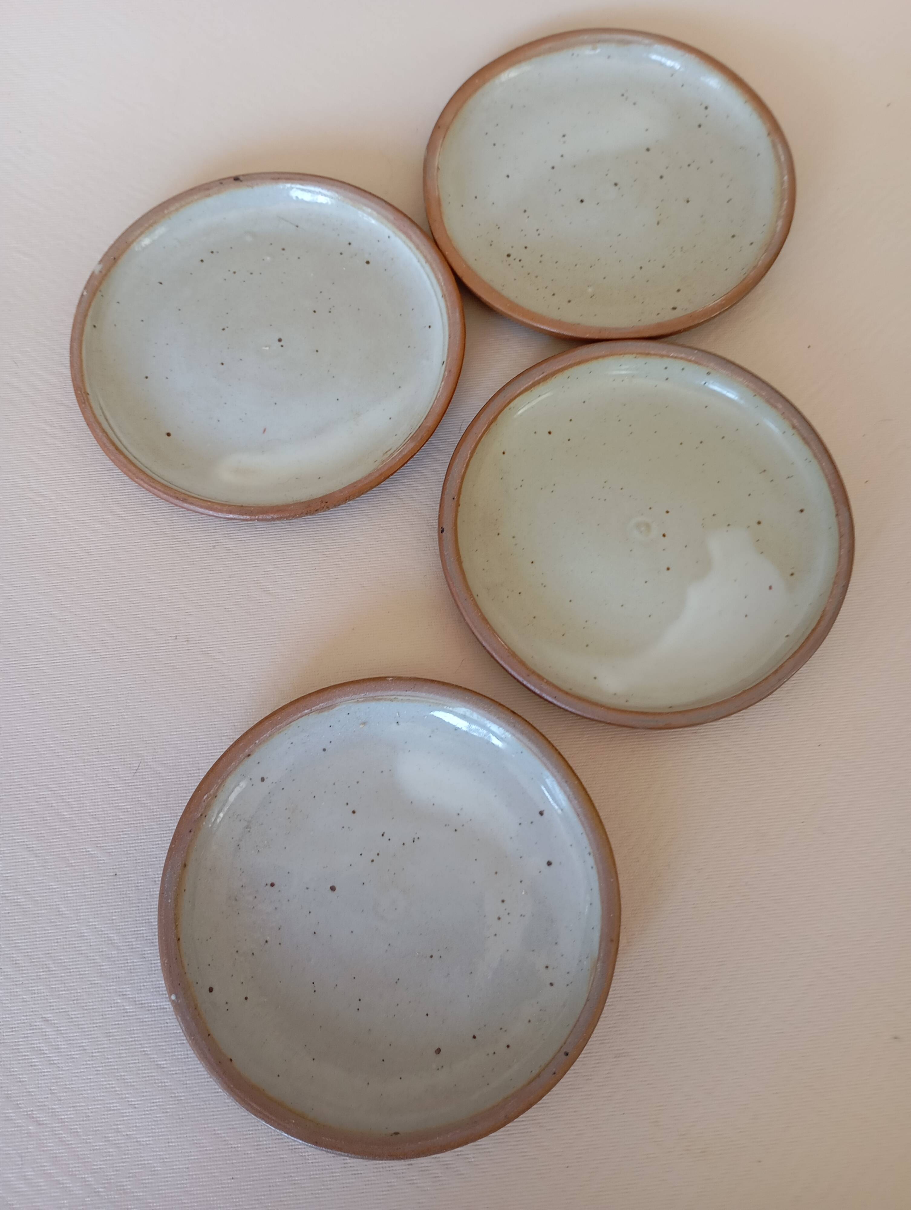 4 grey stoneware tapas plates