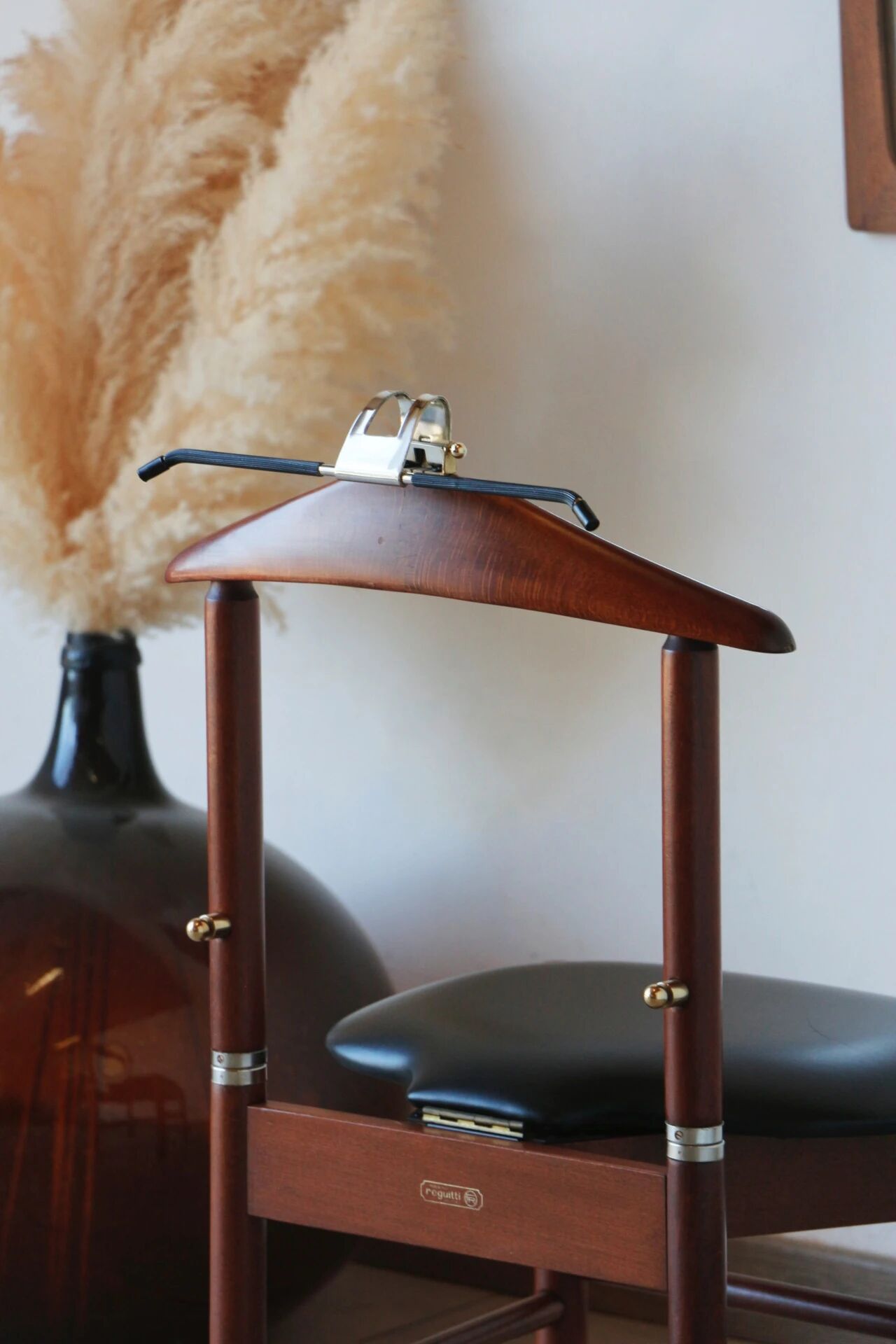 Fratelli Reguitti valet – Vintage Italian chair