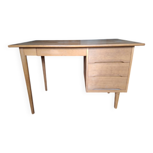 Bureau en chêne massif,