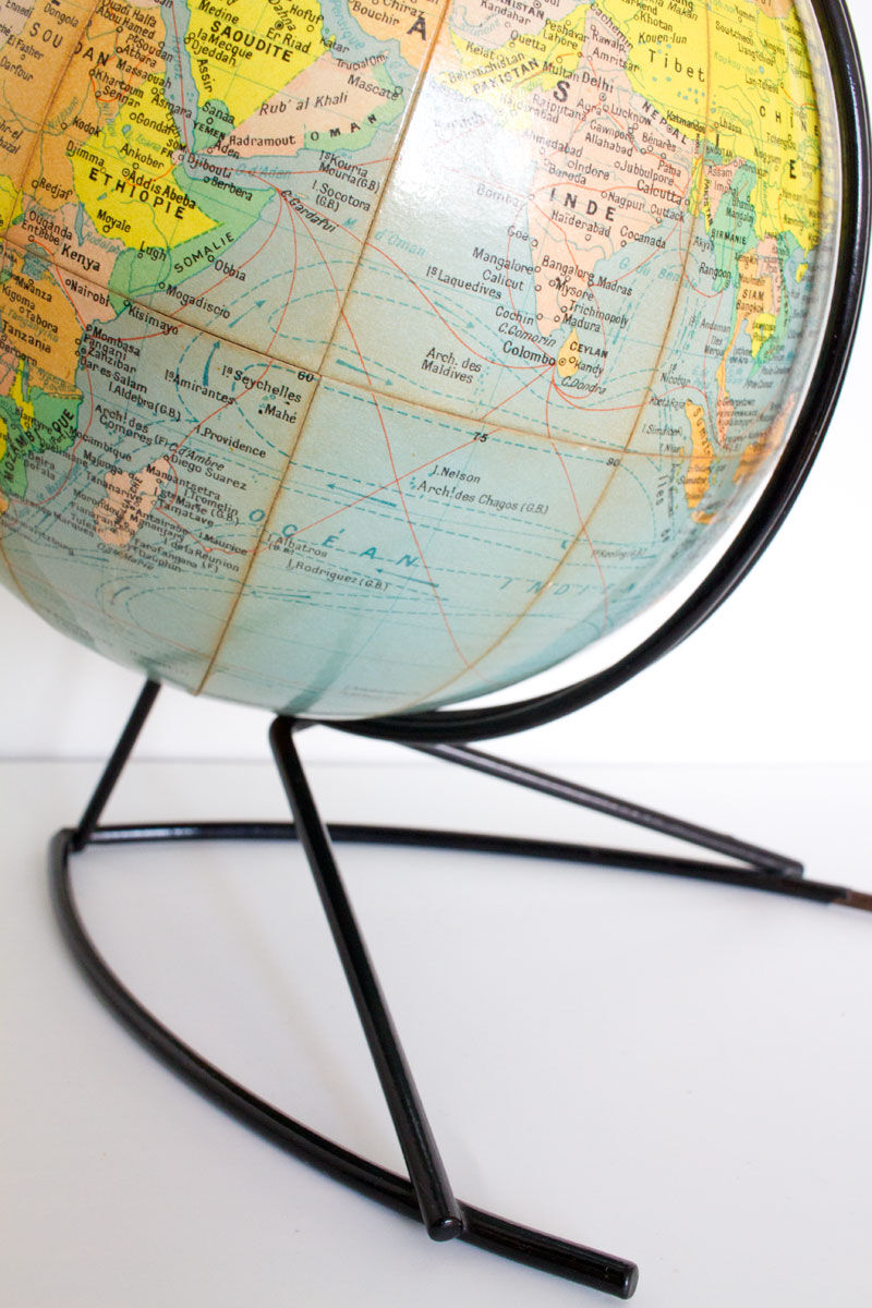 Globe Terrestrial Girard and Barrère