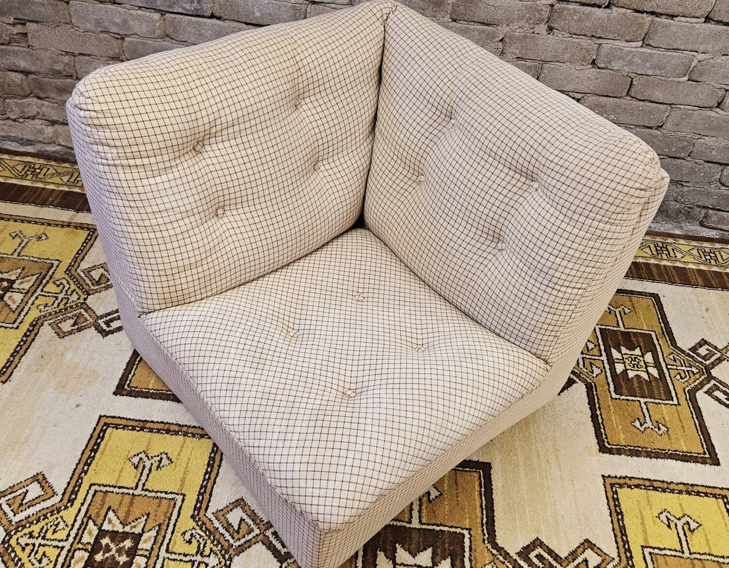 Vintage 1970s corner armchair