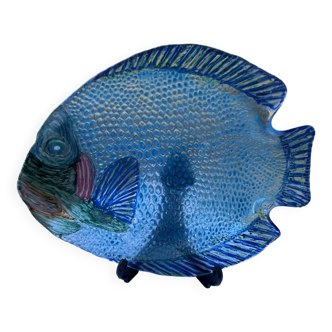 Arcoroc codec fish-shaped plate.