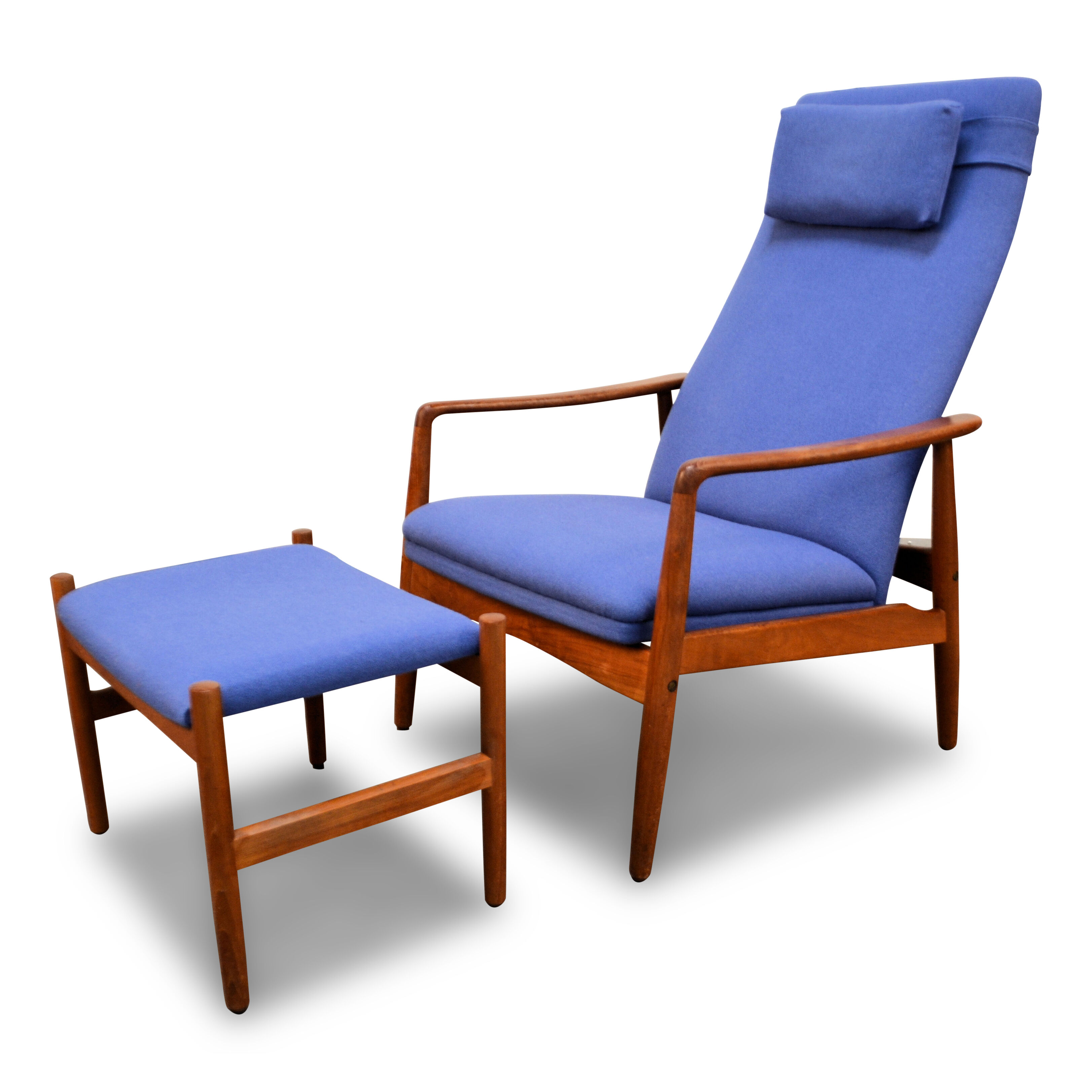Vintage Danish design Søren Ladefoged teak loungechair and ottoman