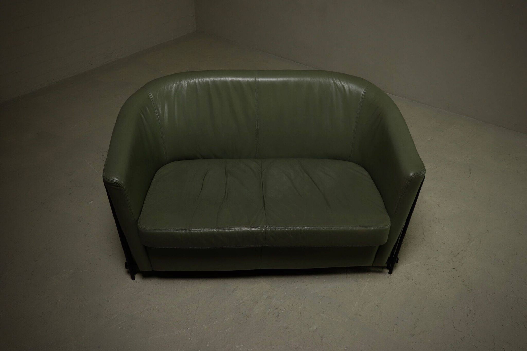 Postmodern leather club sofa by Touche 1980s