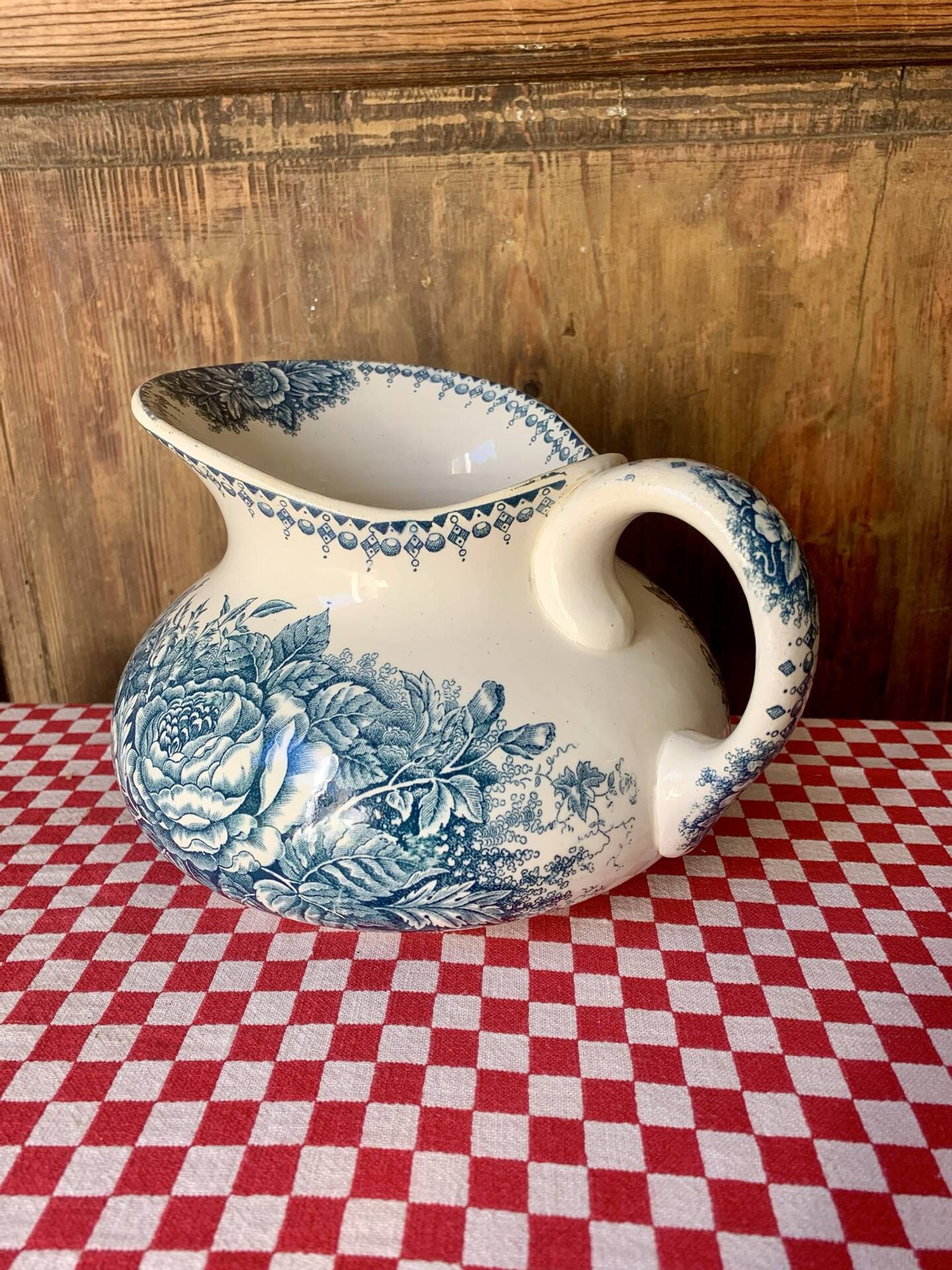 Broc de toilette joufflu Jardinière Longwy 1900s