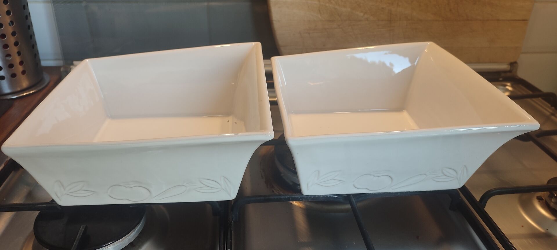 Two asymmetrical square gratin dishes BCI numbered, Made in France