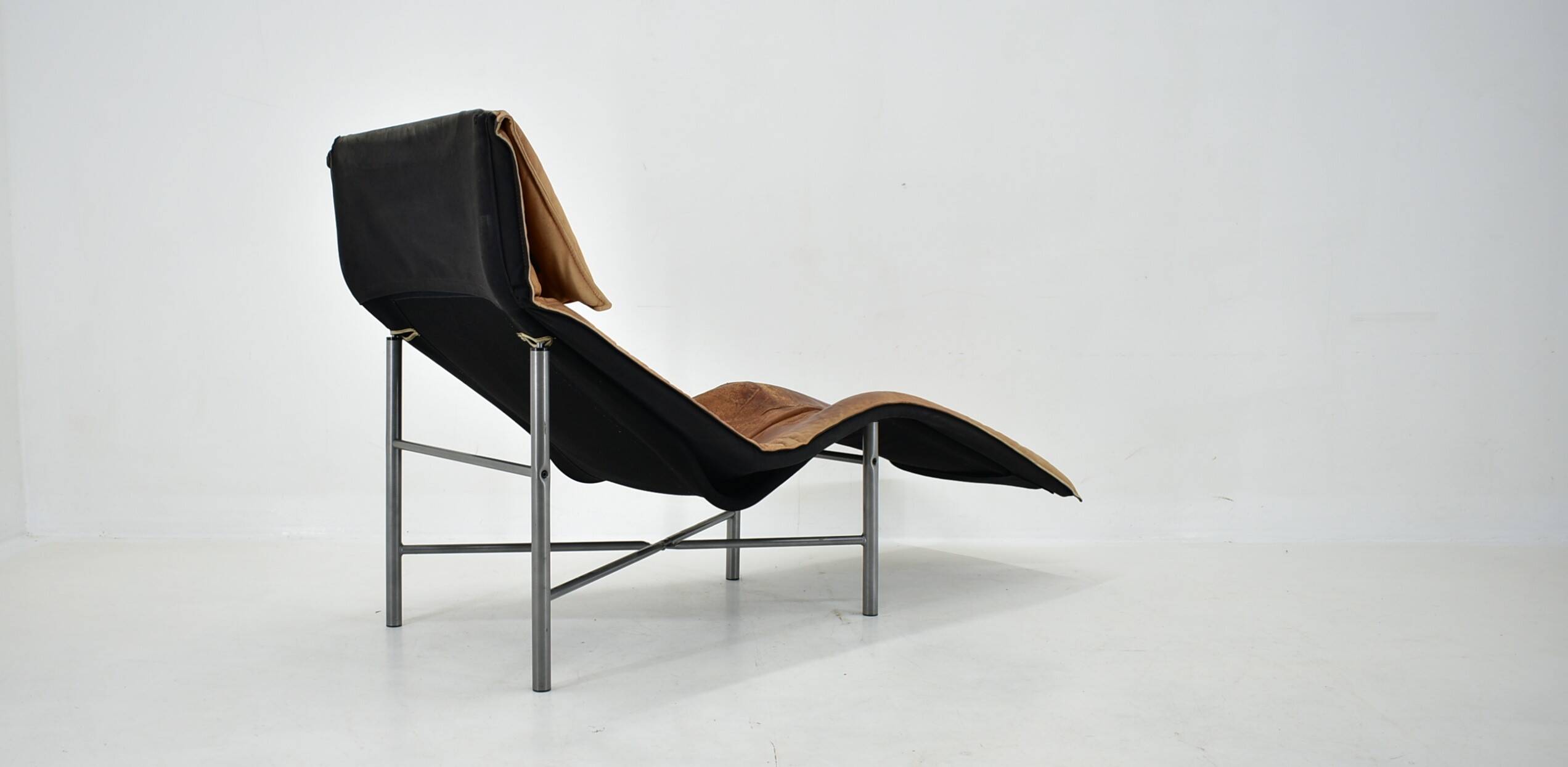 Vintage Cognac Leather Chaise Longue by Tord Bjorklund Sweden, 1970