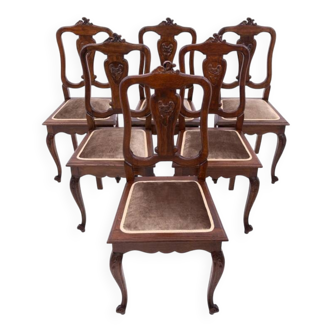 Set of six antique chairs from around 1900, France. After renovation.
