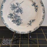 Old round ceramic dish from Sarreguemines Flore model