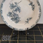 Plat rond en céramique de Sarreguemines modèle Flore