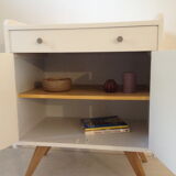 Furniture vintage compass feet