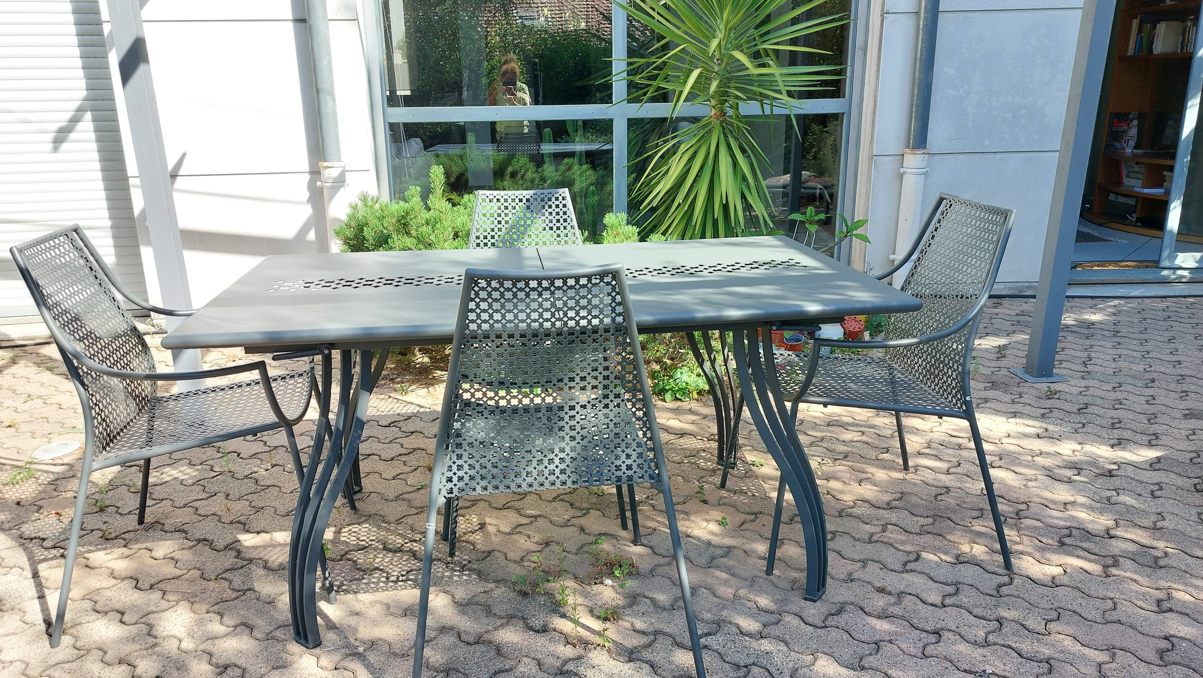 EMU antique iron garden furniture, table, 2 armchairs and 4 Vera chairs