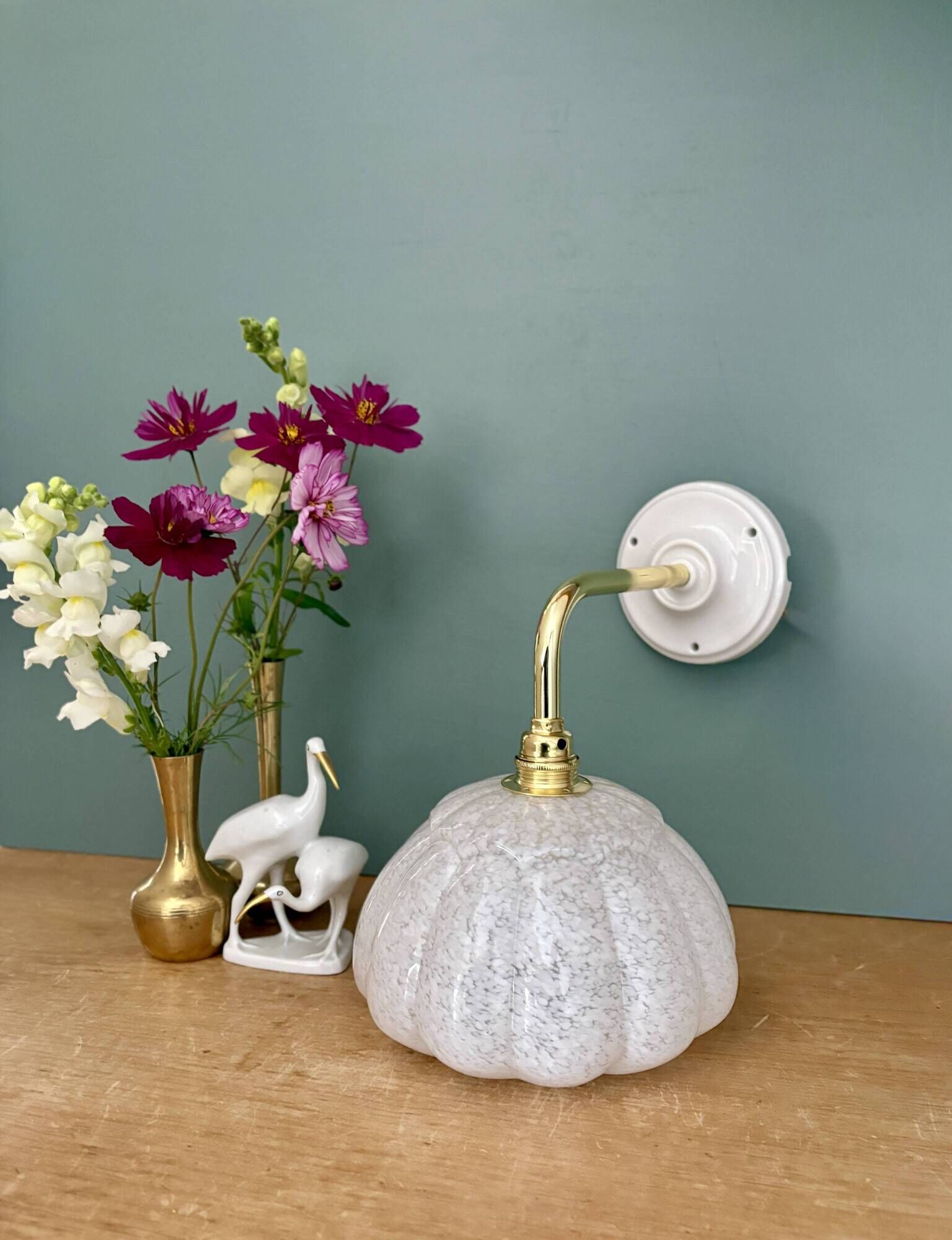 Vintage glass wall light with a curved arm from Clichy, white.