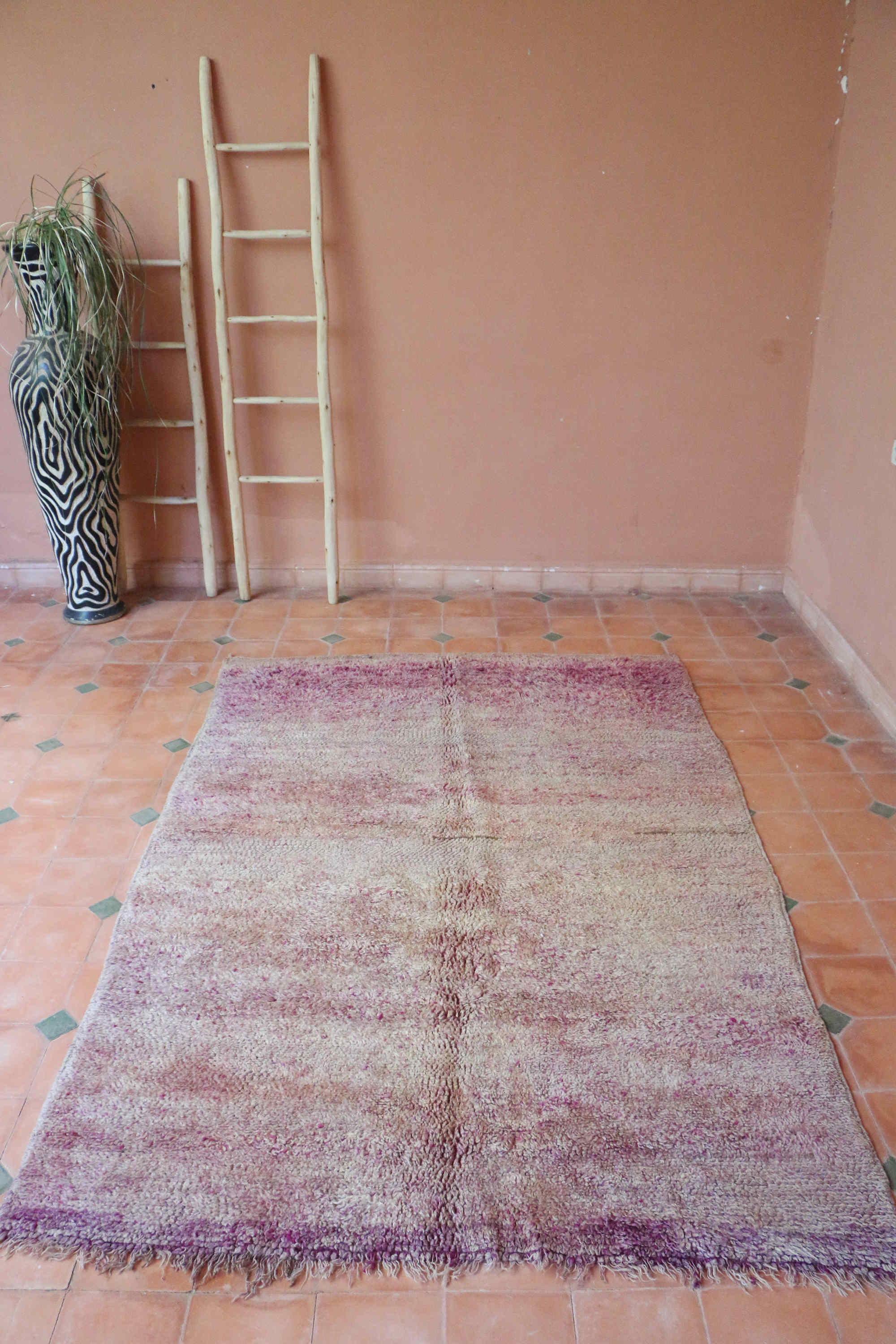 Vintage Moroccan Carpet 154 x 240 cm