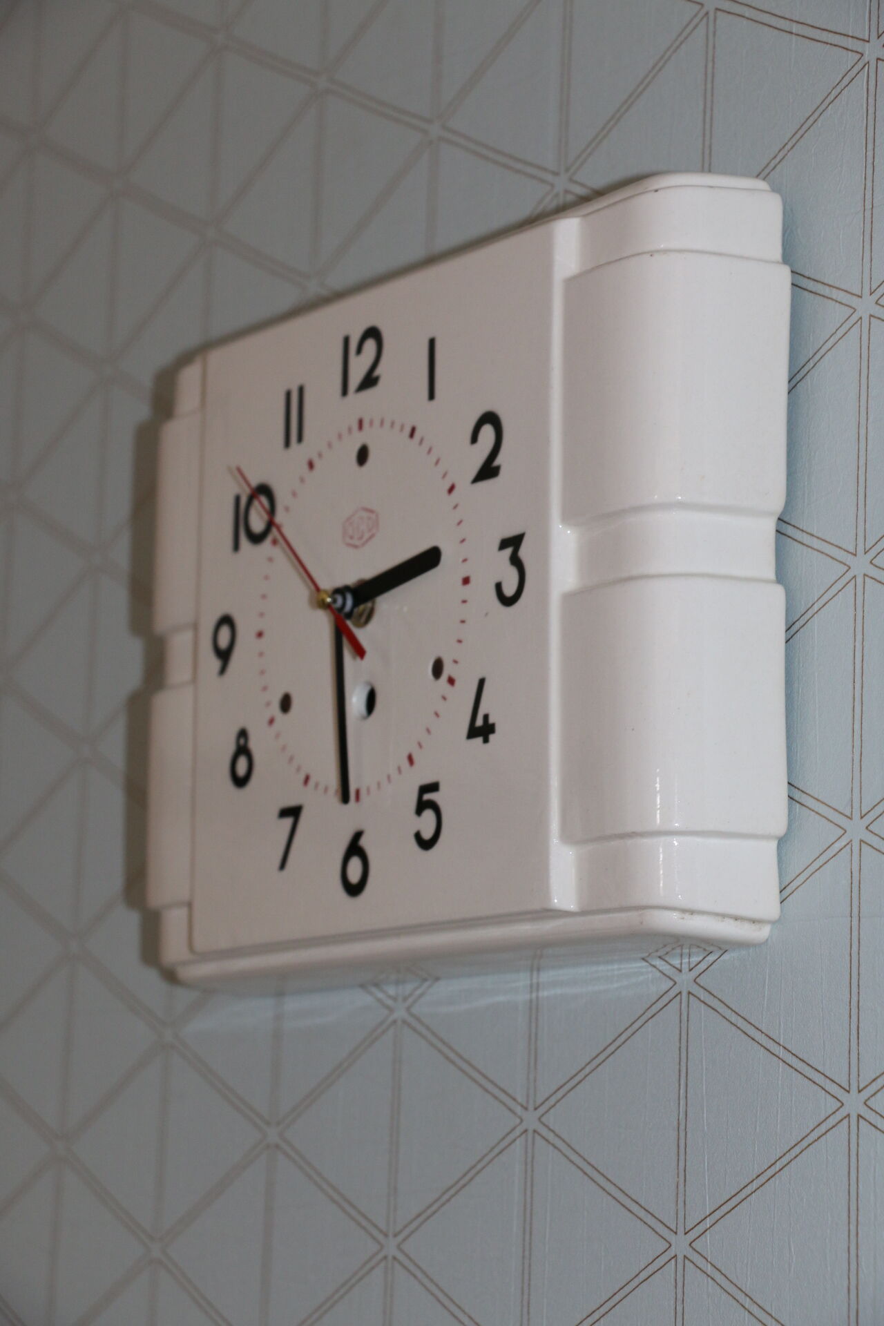 Odo ceramic wall clock