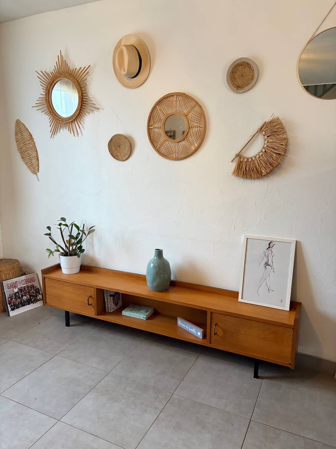 Vintage low oak sideboard (shallow)