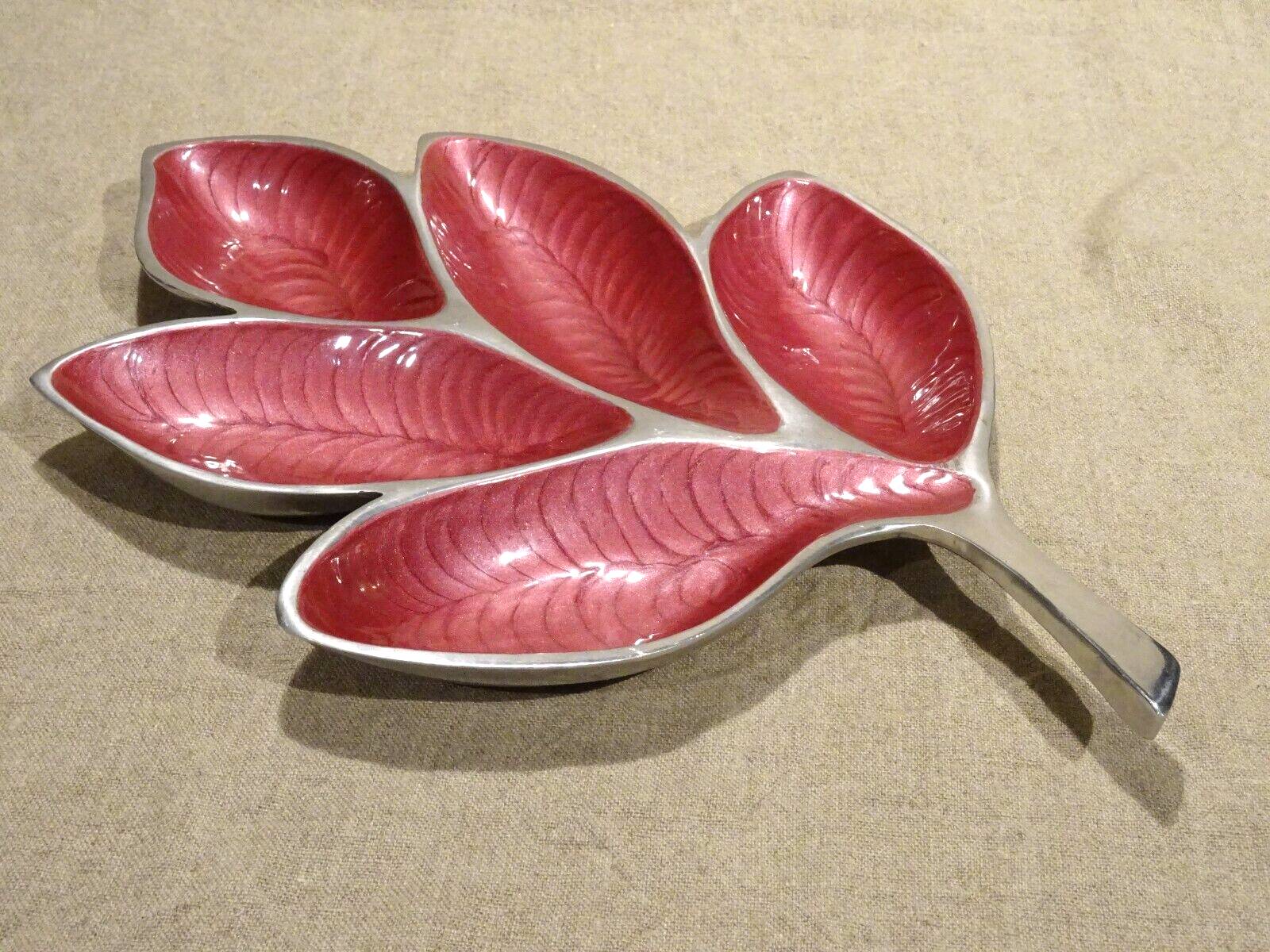 Designer centerpiece in enameled aluminum length 40.7 cm