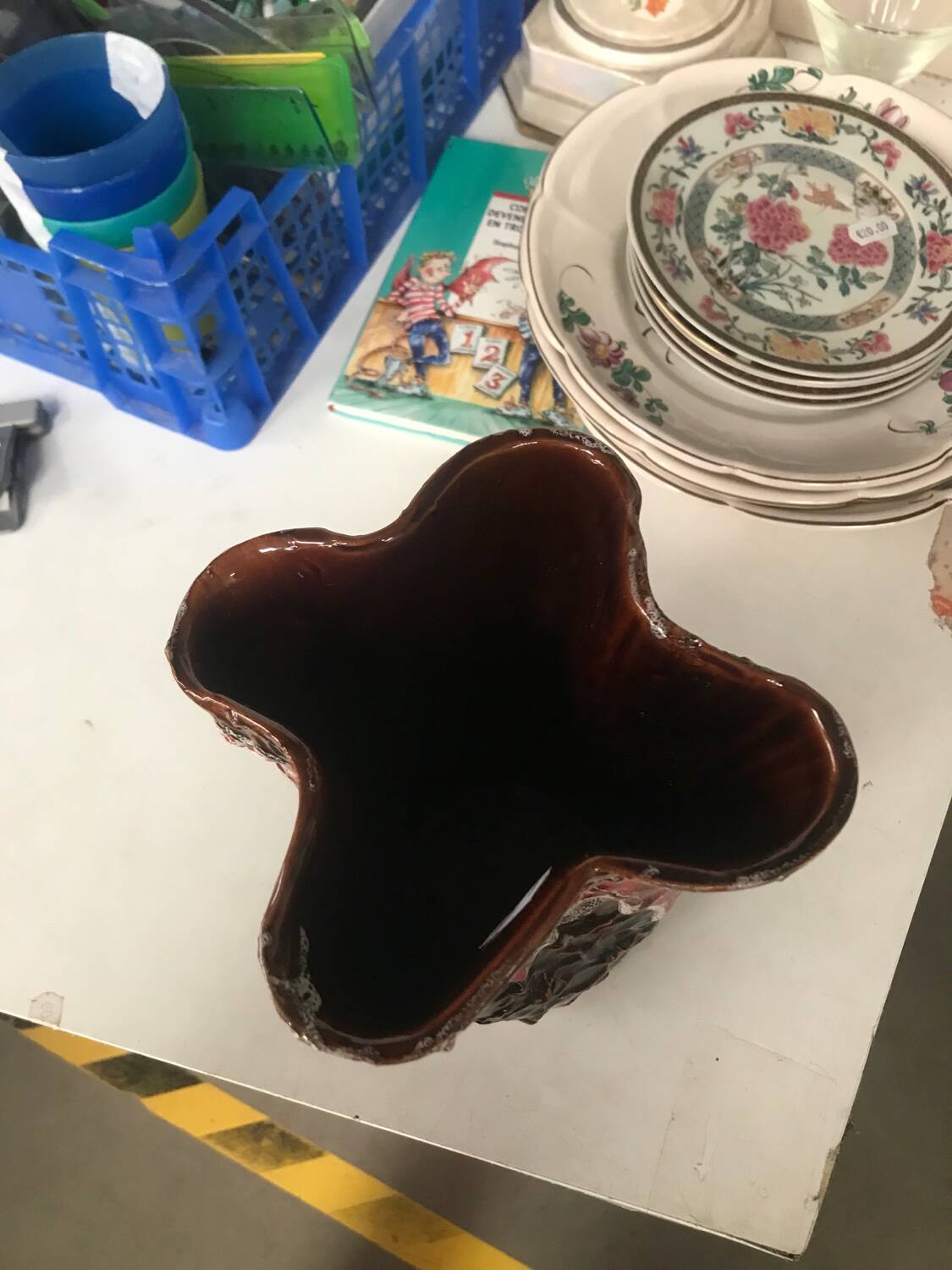 Vase in Vallauris earthenware, red, brown and white.