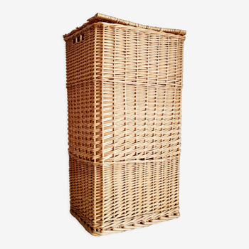 Rattan laundry basket