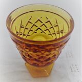 6 amber-footed glasses