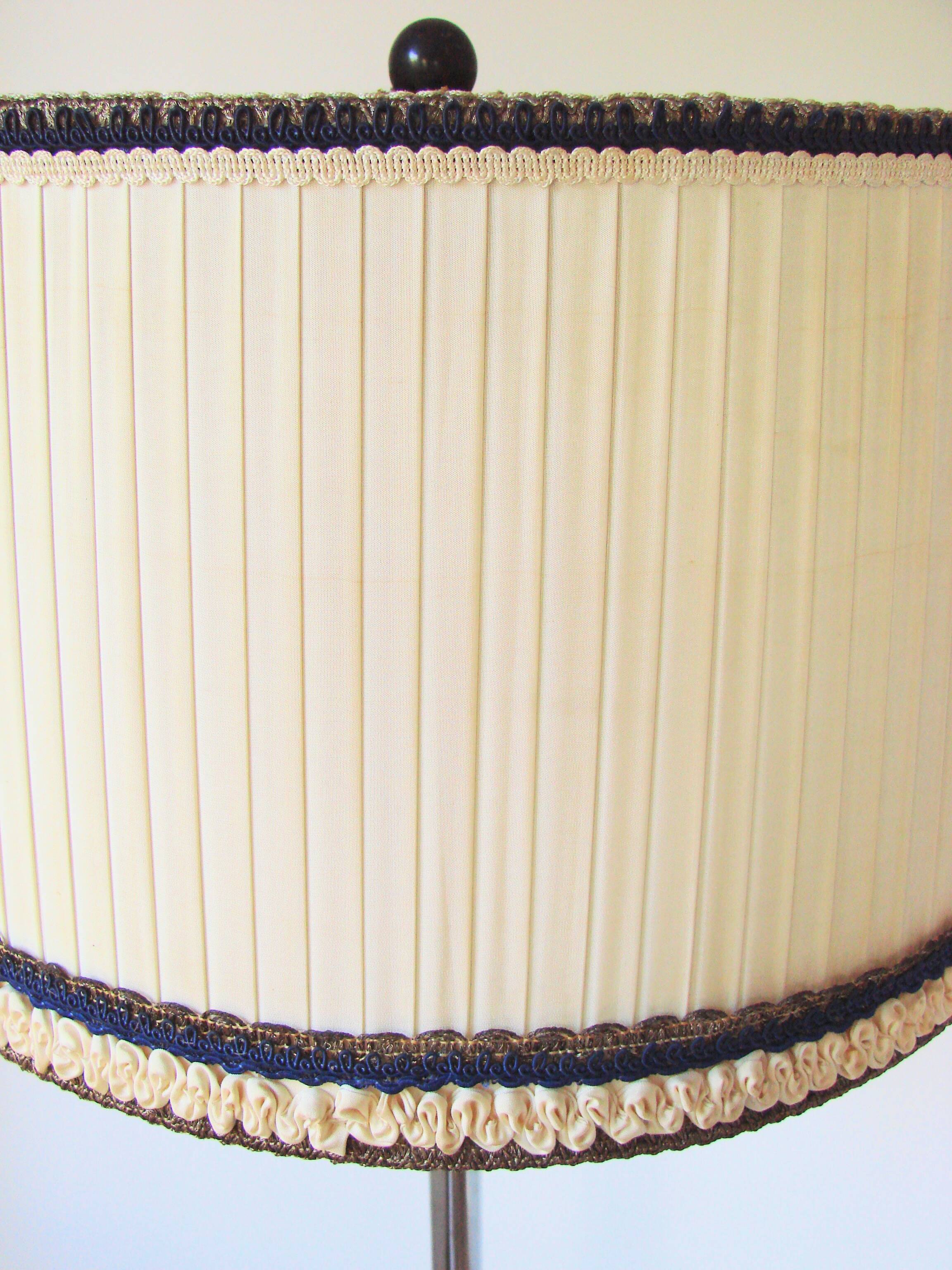 Art Deco floor lamp, 1930s, nickel-plated steel