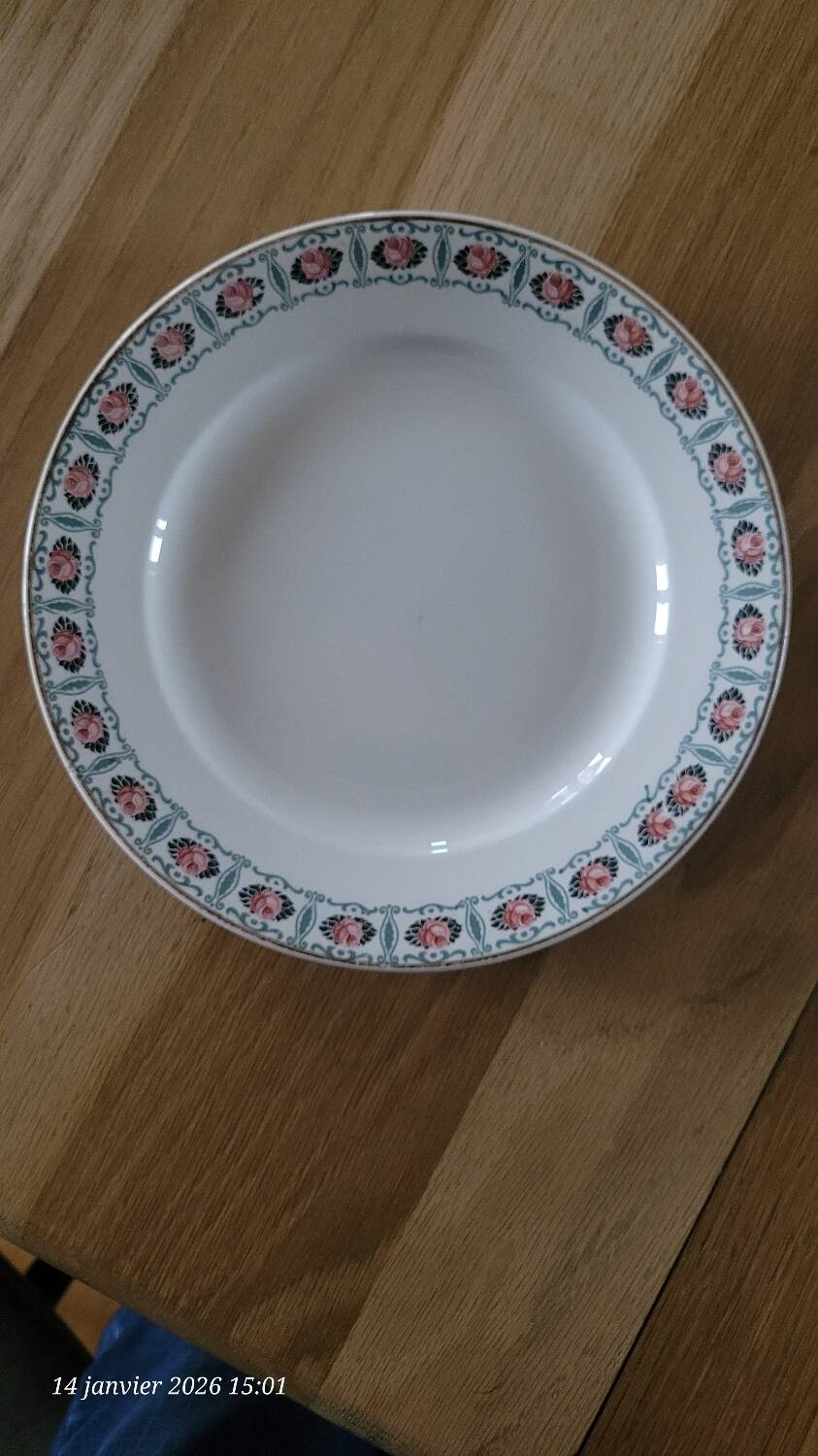 5 antique dessert plates