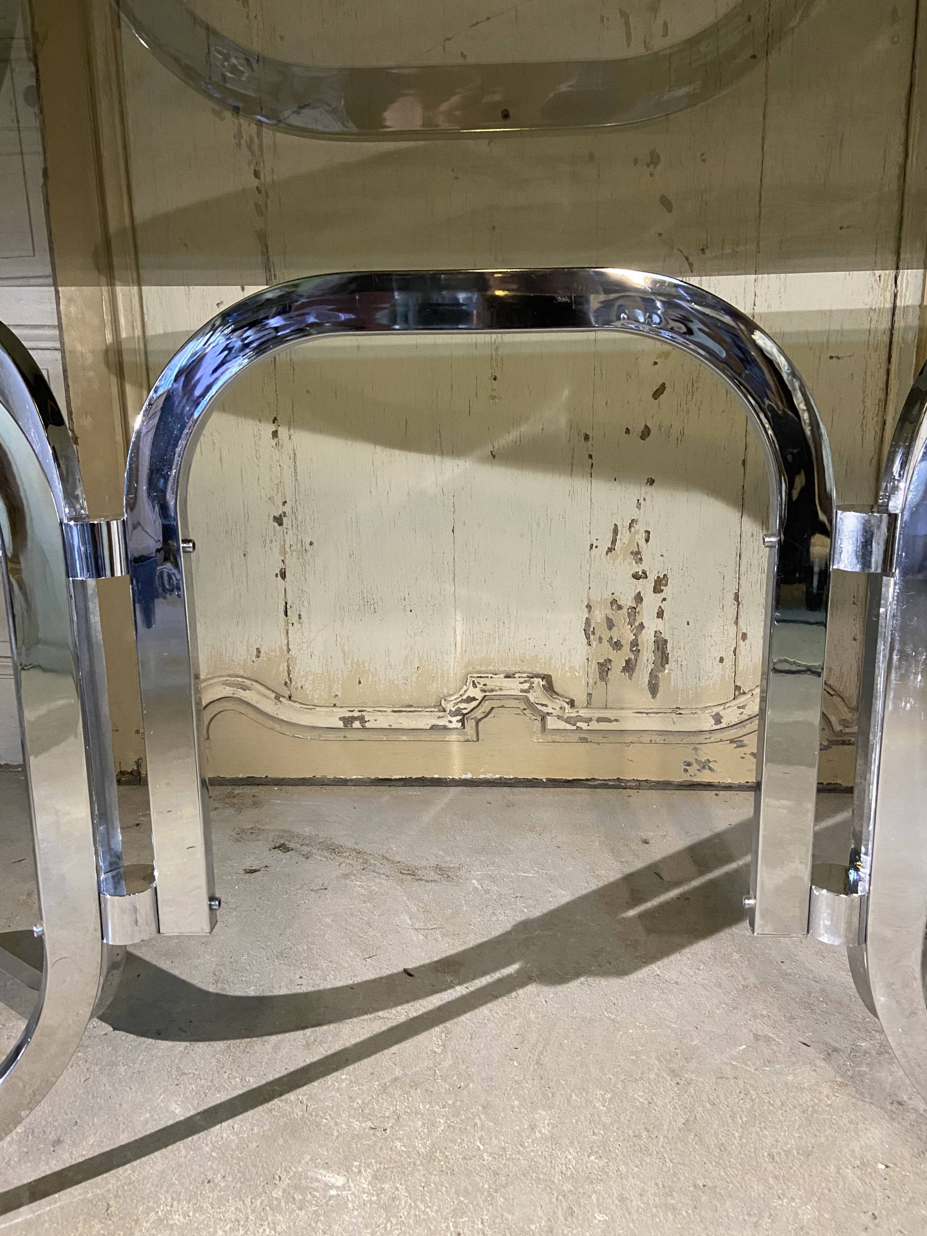 Design dining table year 70 in chrome and smoked glass