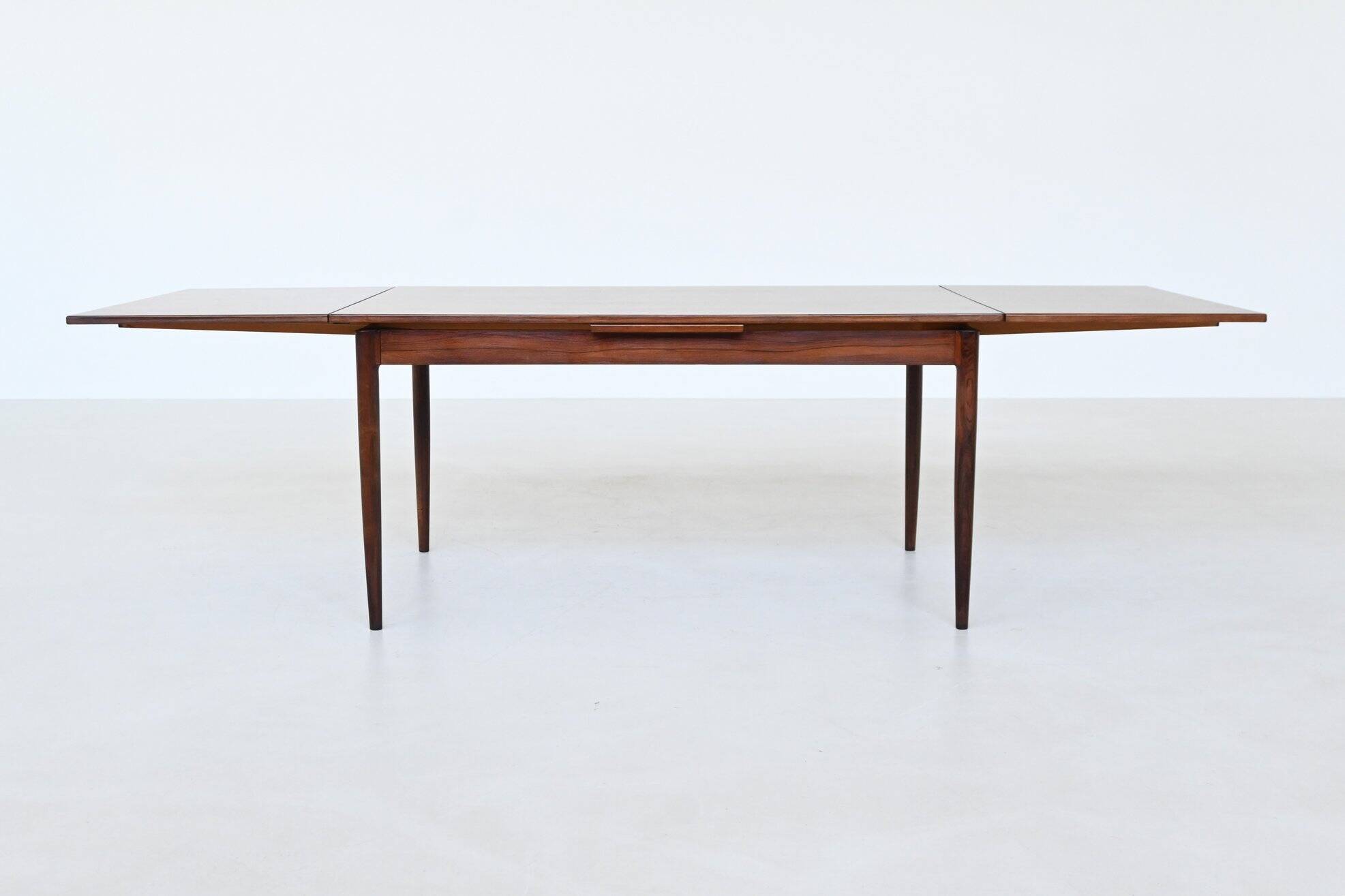Niels Otto Moller large extendable dining table in rosewood Denmark 1960